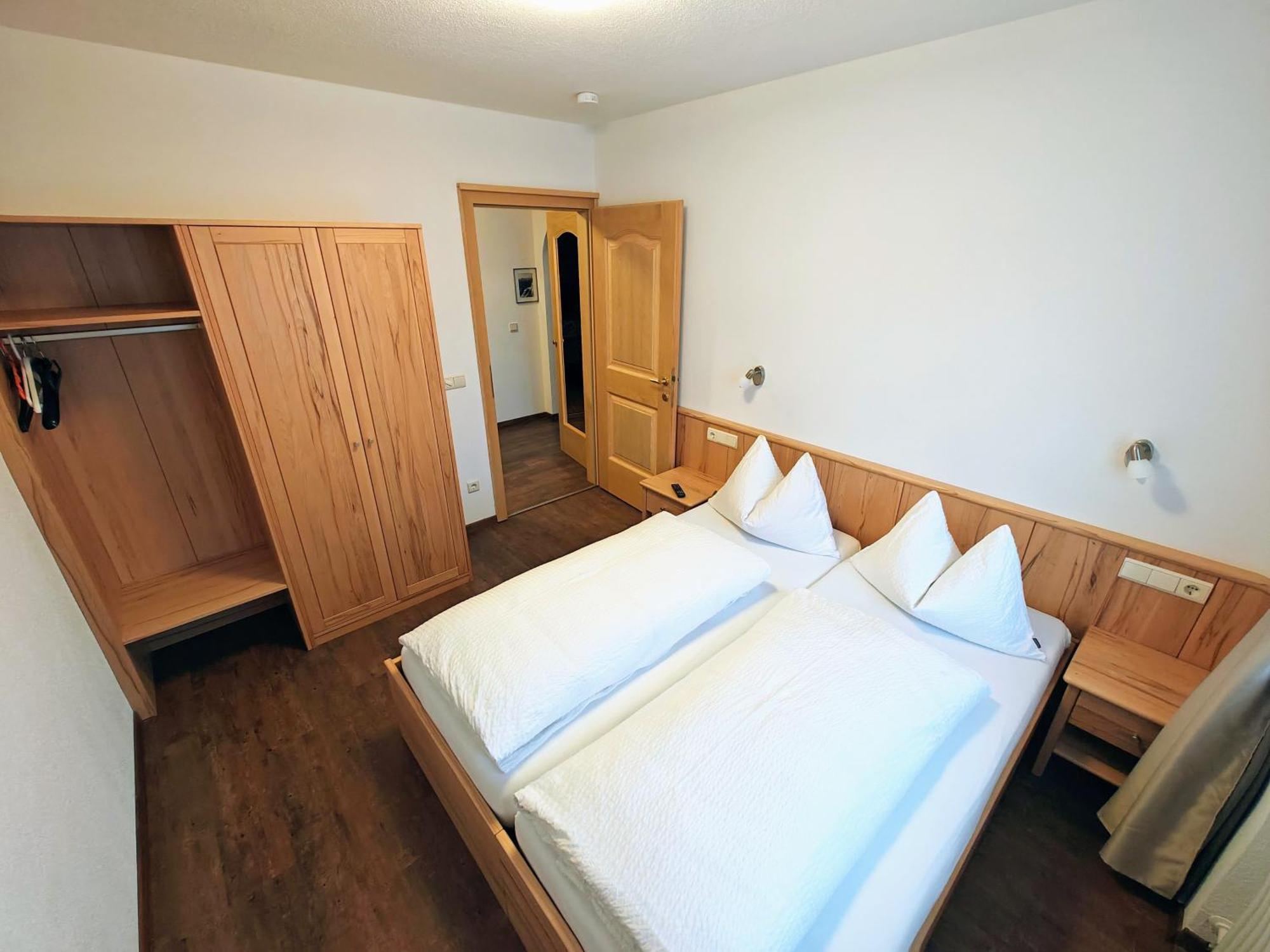 Apartments Brunella La Villa  Chambre photo